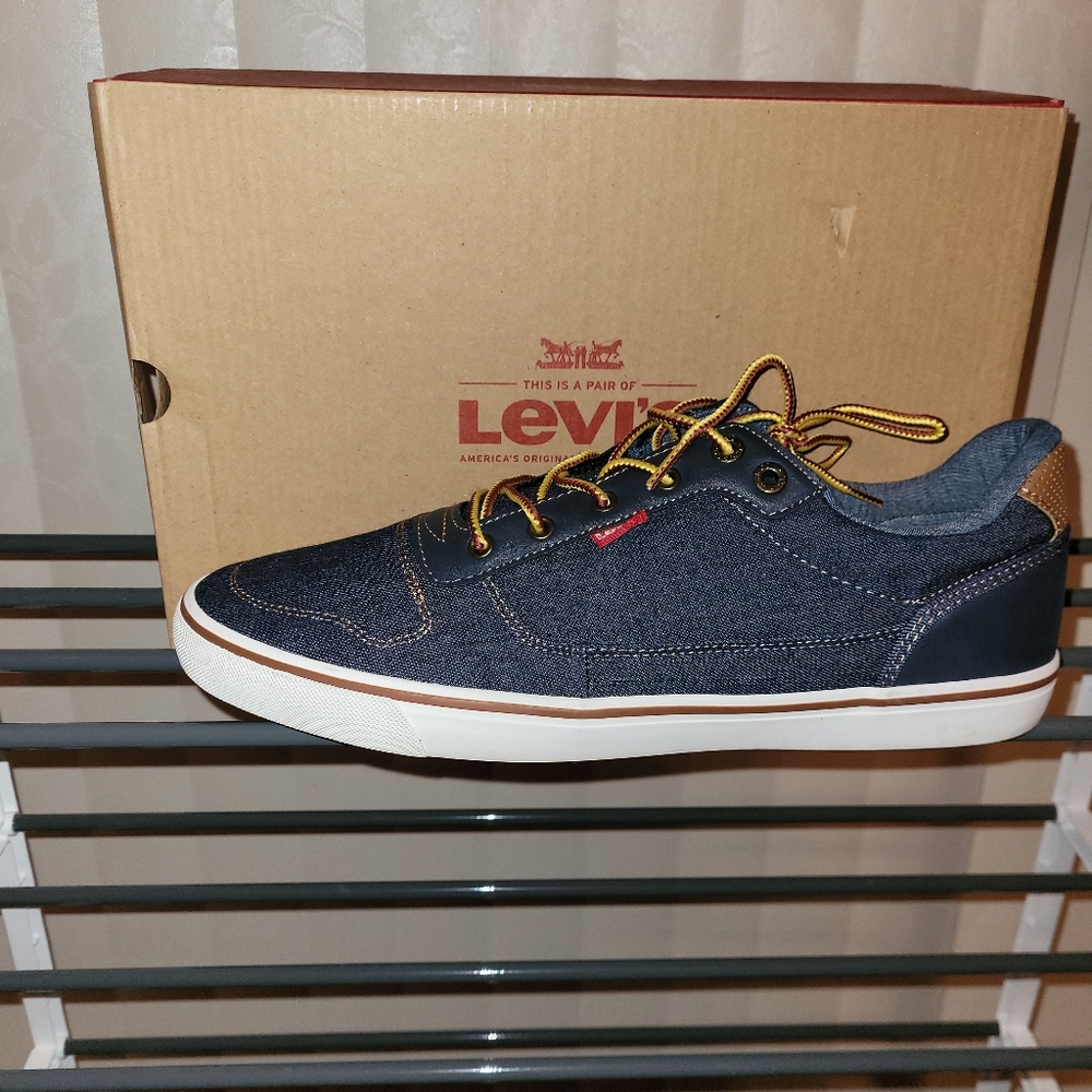 Levi's Jean shoe, Size 13